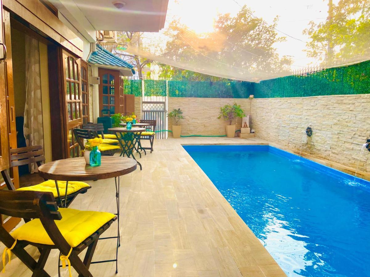 Roshani Pool Villa Gurgaon Esterno foto