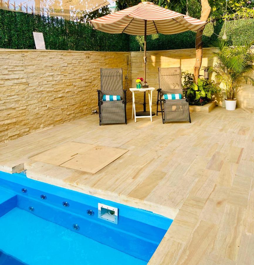Roshani Pool Villa Gurgaon Esterno foto