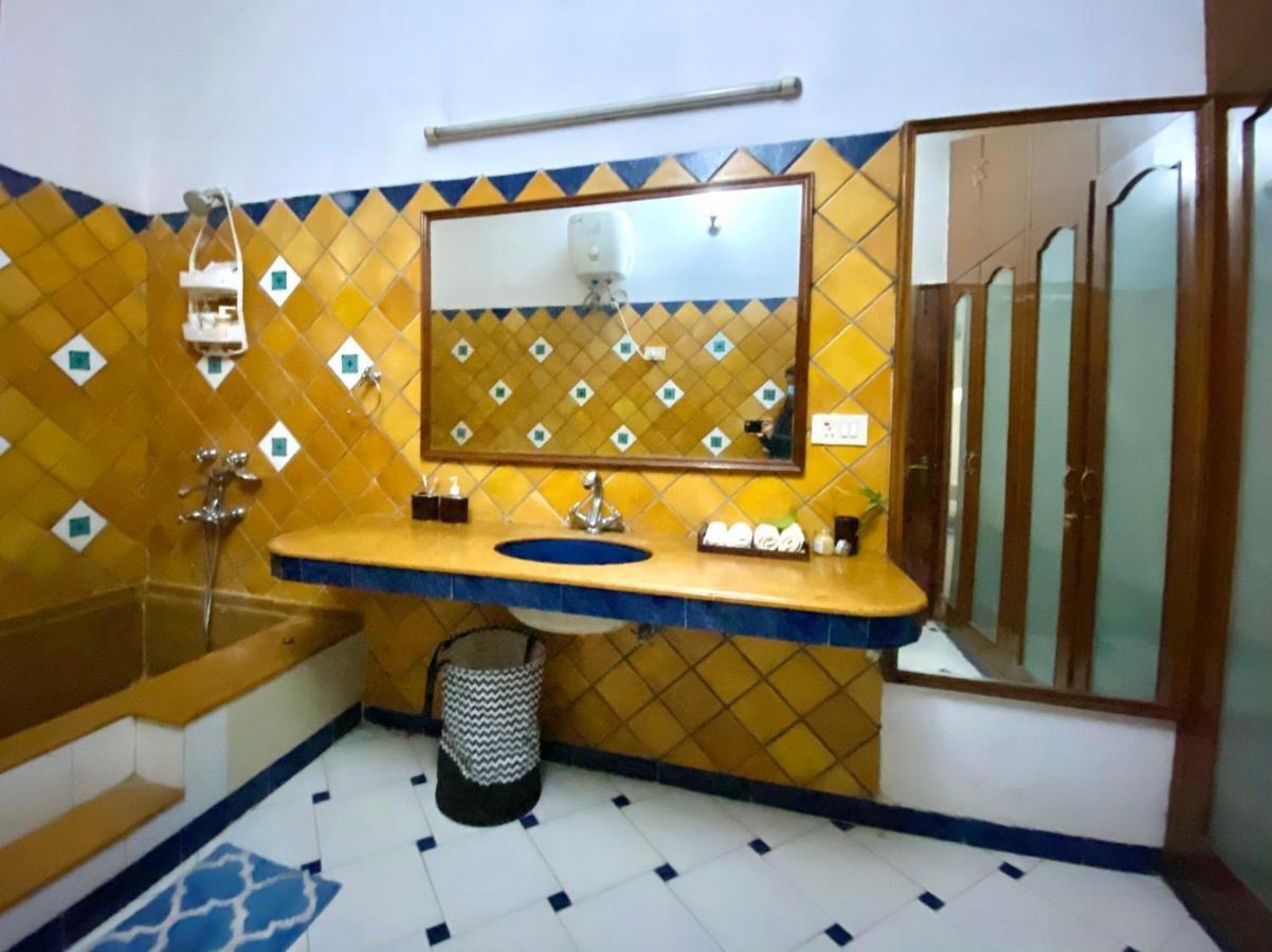 Roshani Pool Villa Gurgaon Esterno foto