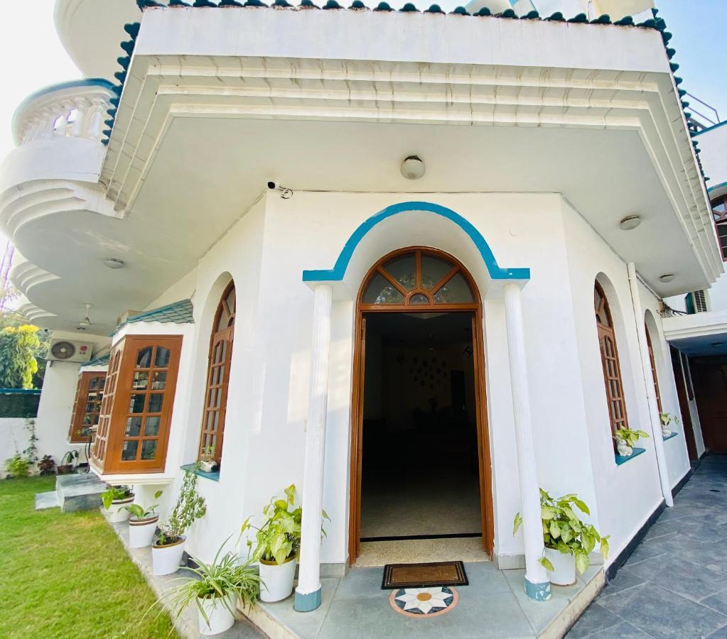 Roshani Pool Villa Gurgaon Esterno foto