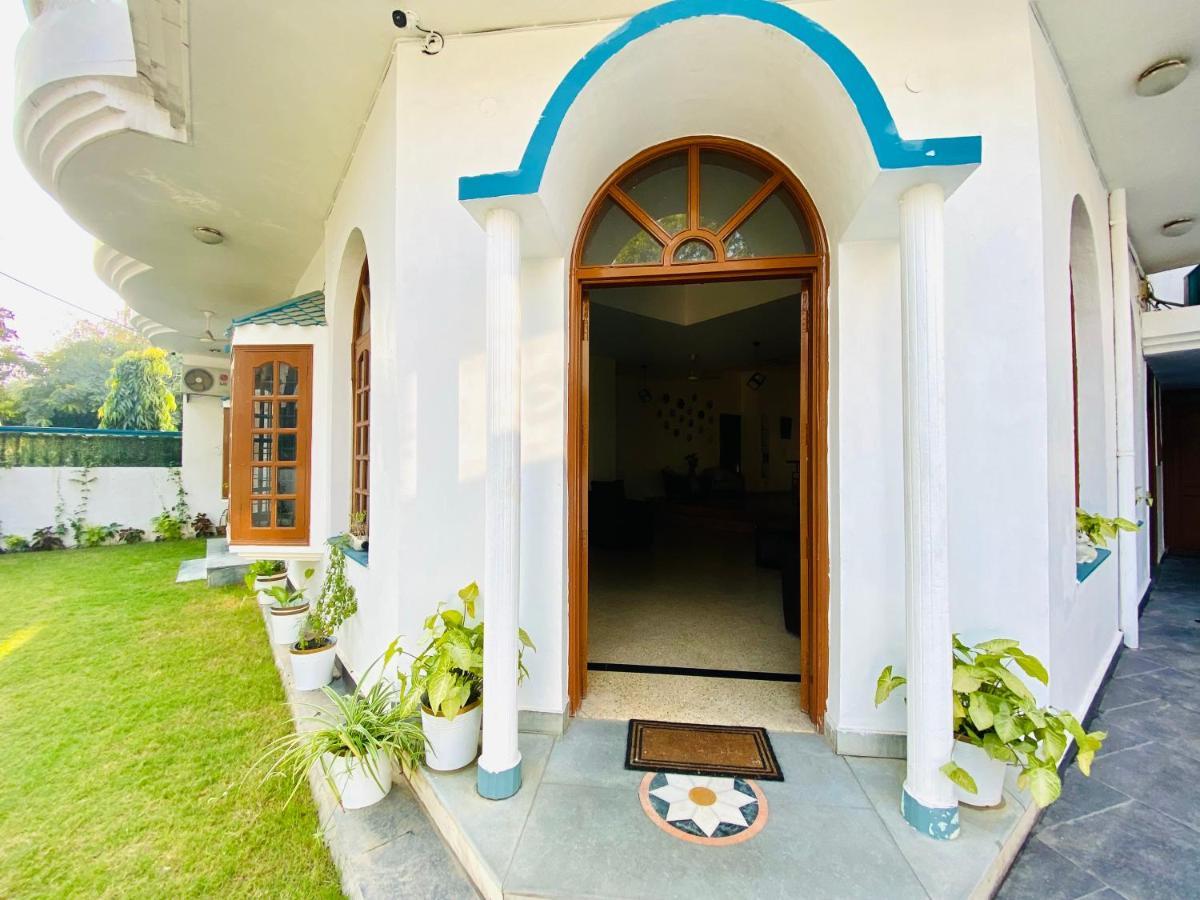 Roshani Pool Villa Gurgaon Esterno foto